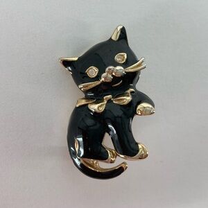 Vintage Black Cat Brooch Pin Enamel Gold Tone Clear Rhinestones 3D Bow Kitten 3D